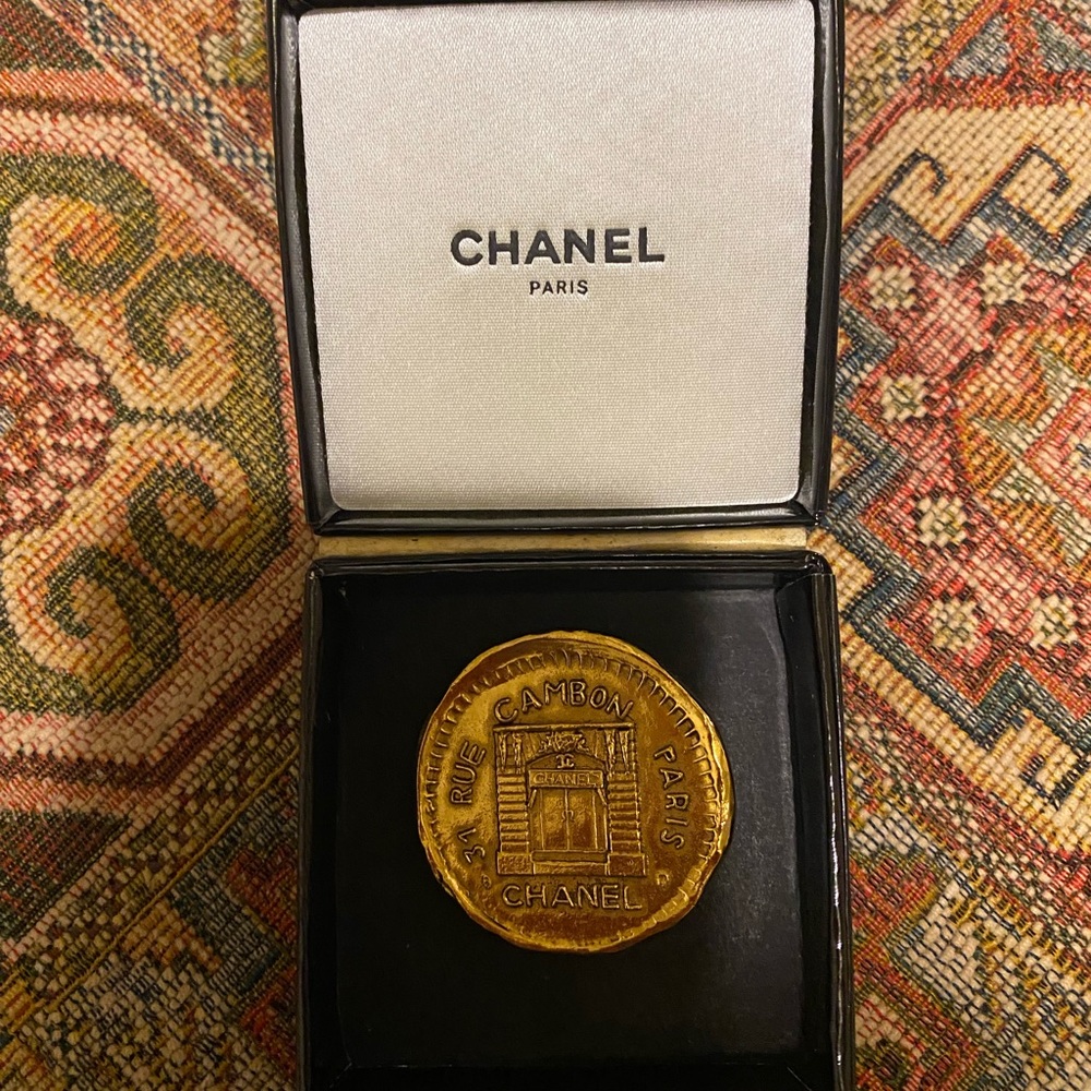 Chanel Gold Textured Brooch